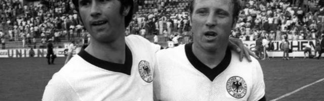 kaiyun网站-德国足坛又一位传奇陨落，席勒与穆勒天堂相聚