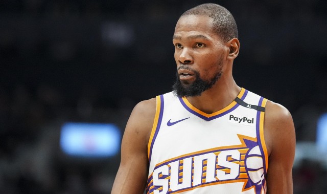 A·史密斯：无论杜兰特被交易到哪支球队，他都应该是大当家