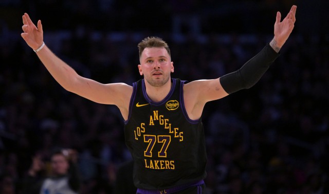 kaiyun体育app-东契奇：黄蜂投进很多球 包括很多那种致命一击&amp;这是失利的关键